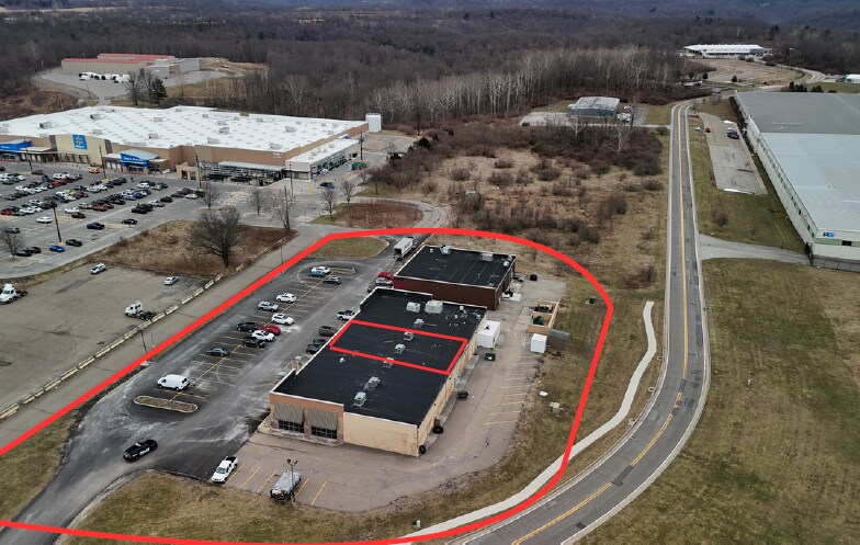 222 Park Dr, Weirton, WV à vendre - Photo de l’immeuble – Image 2 sur 4