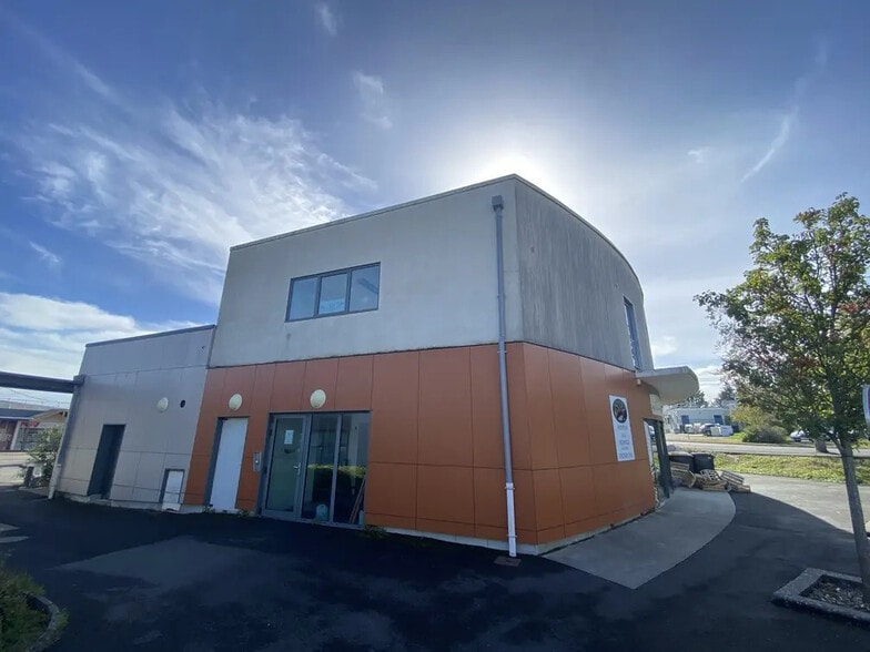 Bureau dans Ancenis-Saint-Géréon à louer - Photo de l’immeuble – Image 1 sur 5