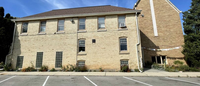 125 E State St, Burlington, WI à louer - Photo de l’immeuble – Image 3 sur 14
