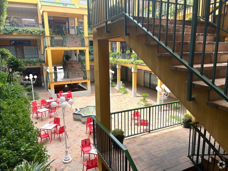 View Photo