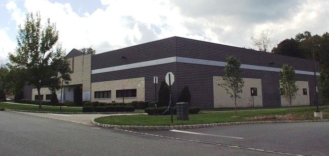 2 Aspen Dr, Randolph, NJ à louer - Photo principale – Image 1 sur 5