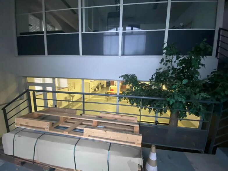 Bureau dans Marseille à louer - Photo intérieure – Image 3 sur 6