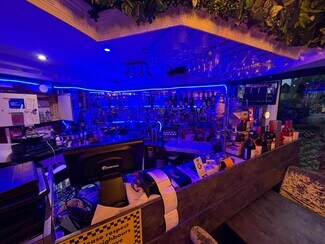 Plus de détails pour 47-49 Spring Grove Rd, Hounslow - Local commercial à vendre