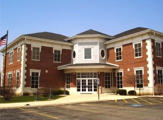 Plus de détails pour 480 Center St, Grayslake, IL - Bureau à louer