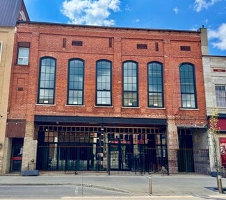 Plus de détails pour 232 Front St, Belleville, ON - Logement à vendre