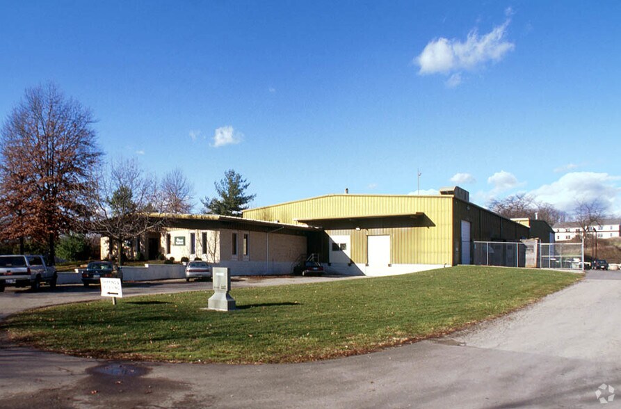 360 Harmon Ave, Lebanon, OH à vendre - Photo principale – Image 1 sur 2