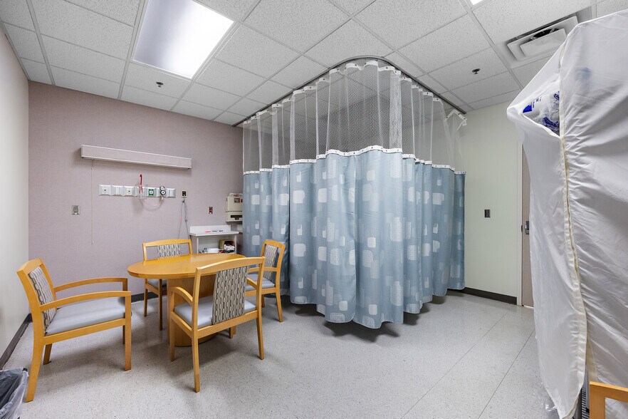 3610 N University Dr, Nacogdoches, TX à vendre - Photo intérieure – Image 3 sur 42