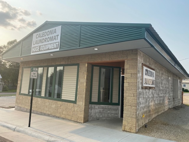 118 Grove St, Caledonia, MN à vendre - Photo de l’immeuble – Image 2 sur 4