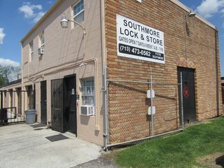 Plus de détails pour 1112 W Southmore Ave, Pasadena, TX - Local d'activités à louer