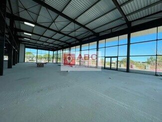 Plus de détails pour Local commercial à louer