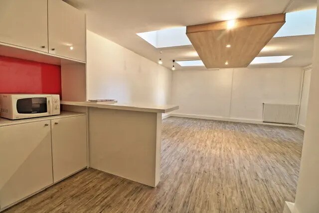 Bureau dans Paris à louer - Photo intérieure – Image 3 sur 11