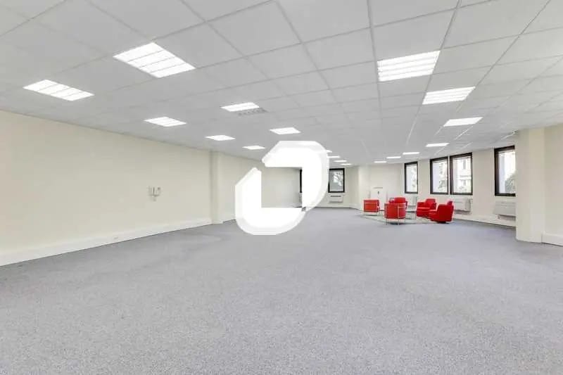 Bureau dans Saint-Aubin à louer - Photo de l’immeuble – Image 2 sur 17