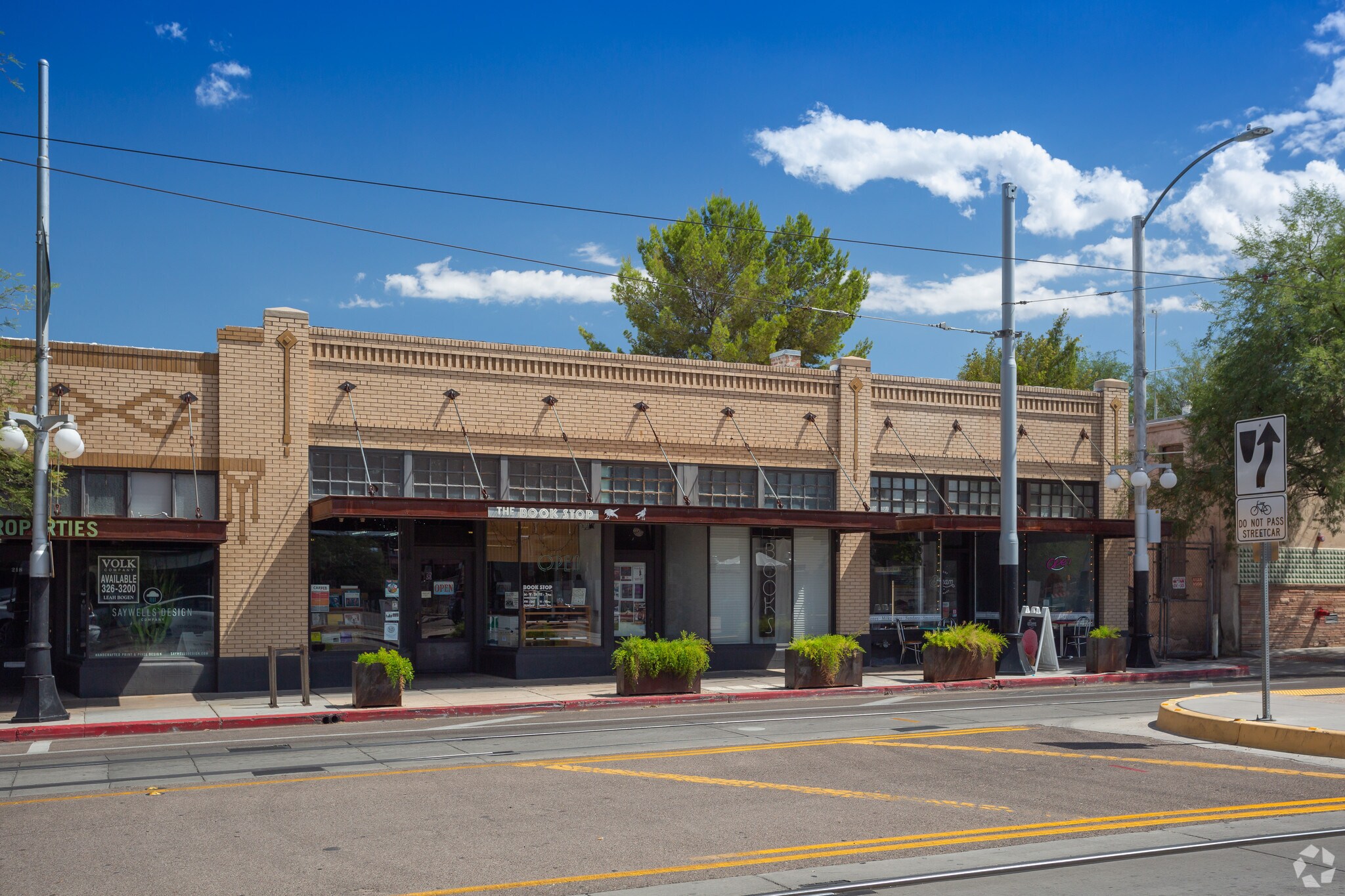 214-224 N 4th Ave, Tucson, AZ à louer Photo de l’immeuble– Image 1 sur 3
