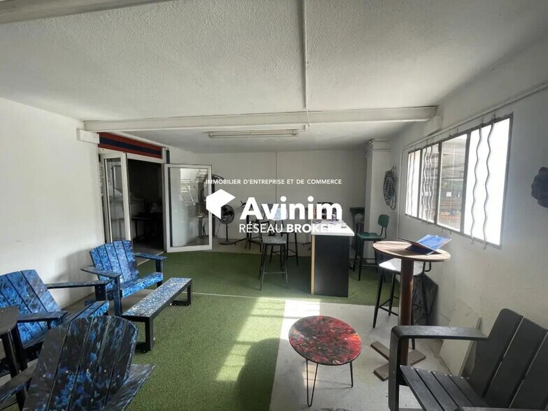 Industriel/Logistique dans Gémenos à louer - Photo de l’immeuble – Image 3 sur 7