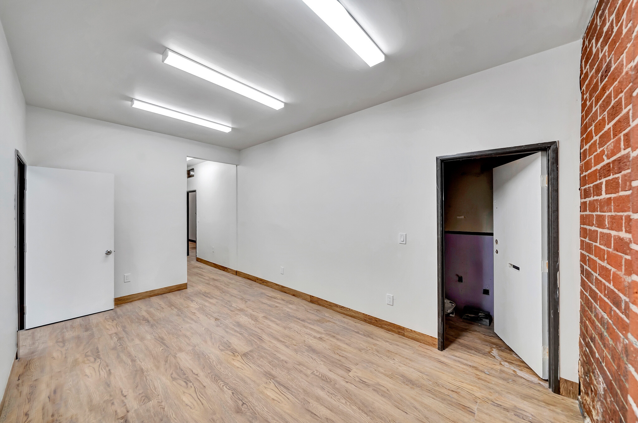 14526 Haynes St, Van Nuys, CA à louer Photo intérieure– Image 1 sur 4