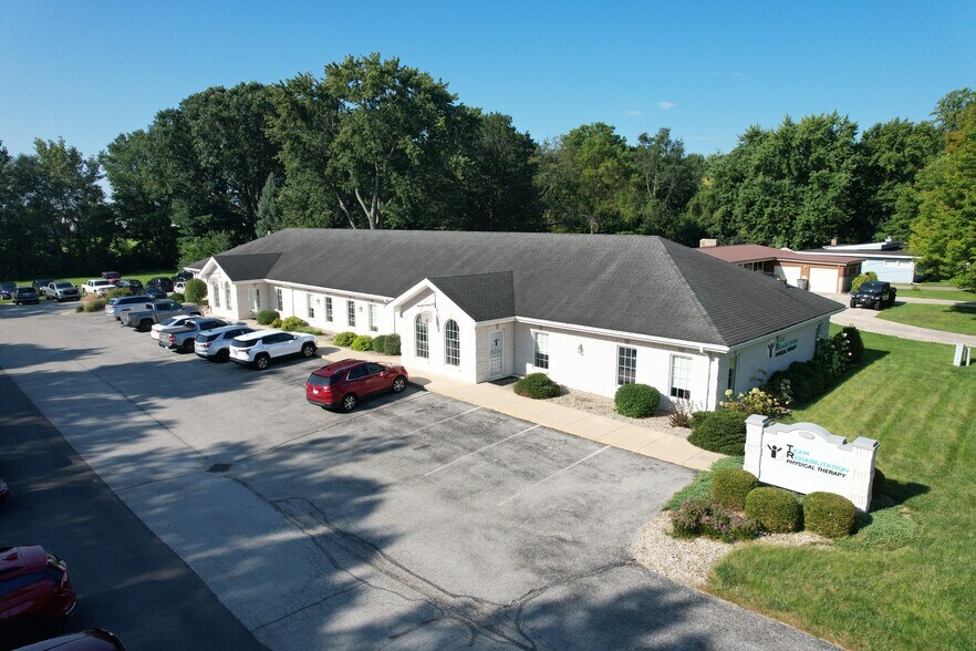 613 W Lincoln Rd, Kokomo, IN à vendre - Photo de l’immeuble – Image 3 sur 16