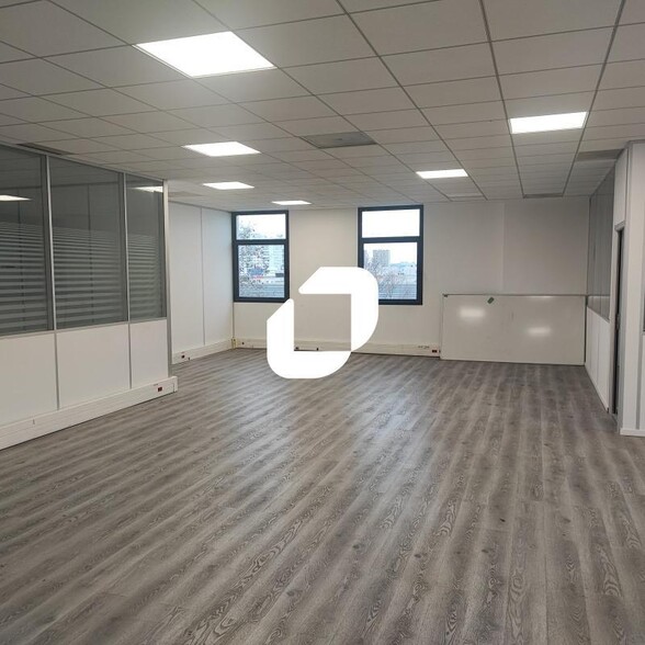 Bureau dans Créteil à louer - Photo intérieure – Image 3 sur 11