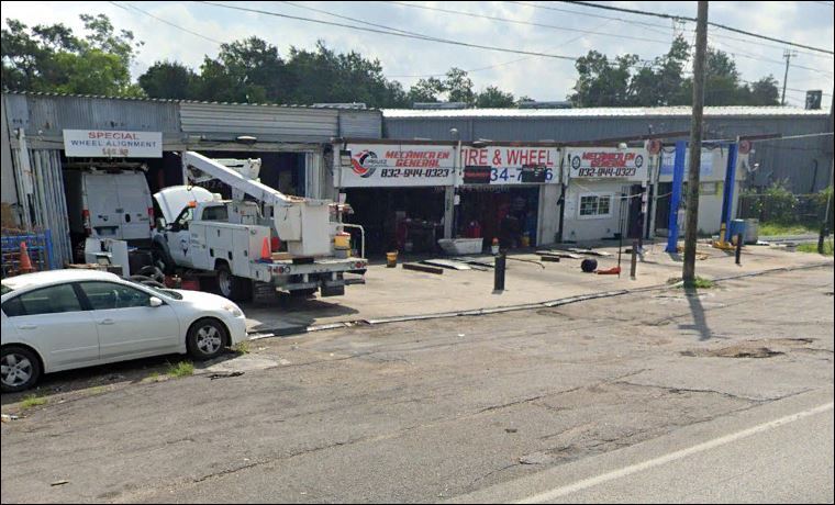 12516B Hempstead Rd, Houston, TX à louer - Photo de l’immeuble – Image 2 sur 3