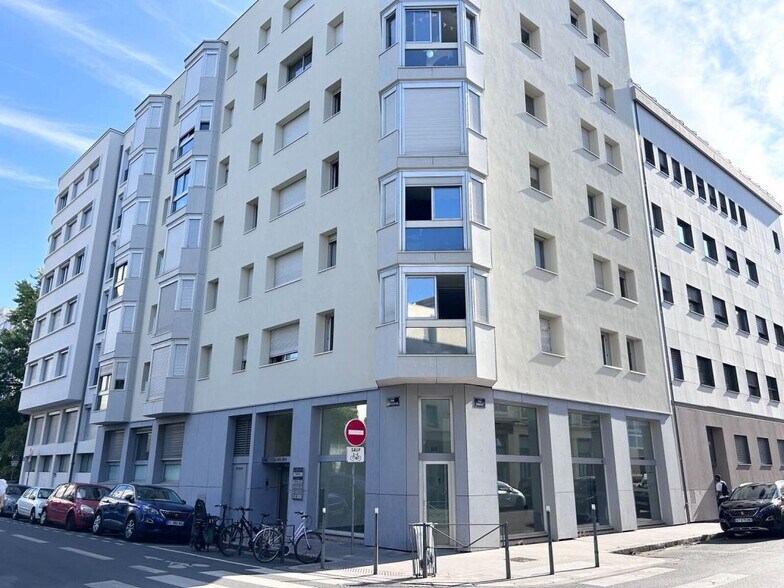 Bureau dans Lyon à louer - Photo de l’immeuble – Image 1 sur 8