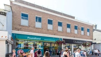 Plus de détails pour 24-28 Bank St, Newquay - Local commercial à louer