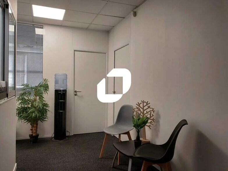 Bureau dans Montpellier à louer - Photo de l’immeuble – Image 1 sur 12
