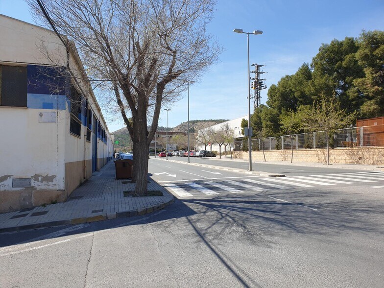 Industriel/Logistique dans Elda, Alicante à vendre - Photo de l’immeuble – Image 3 sur 4