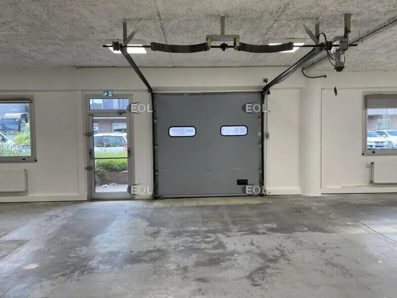 Local d’activités dans Nanterre à louer - Photo de l’immeuble – Image 2 sur 6