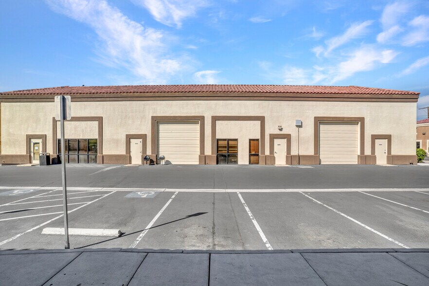 3672-3674 N Rancho Dr, Las Vegas, NV à vendre - Photo de l’immeuble – Image 2 sur 16