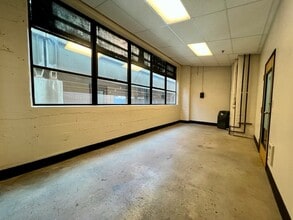 1305-1337 SE M L King Blvd, Portland, OR à louer Photo intérieure– Image 1 sur 2