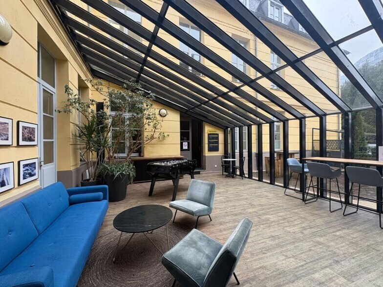 16 Rue Troyon, Sèvres à louer - Photo de l’immeuble – Image 1 sur 16