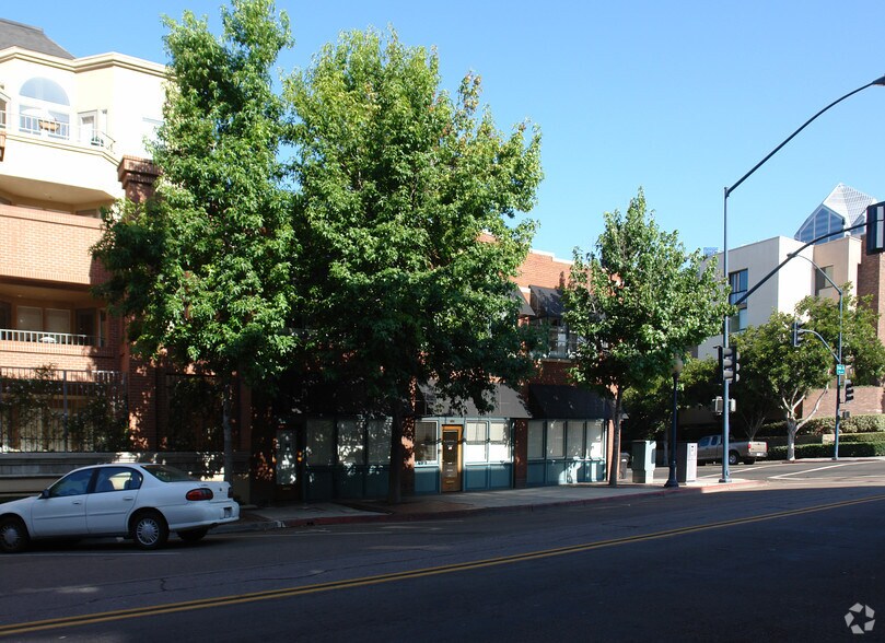 409-419 W G St, San Diego, CA à louer - Photo de l’immeuble – Image 2 sur 20