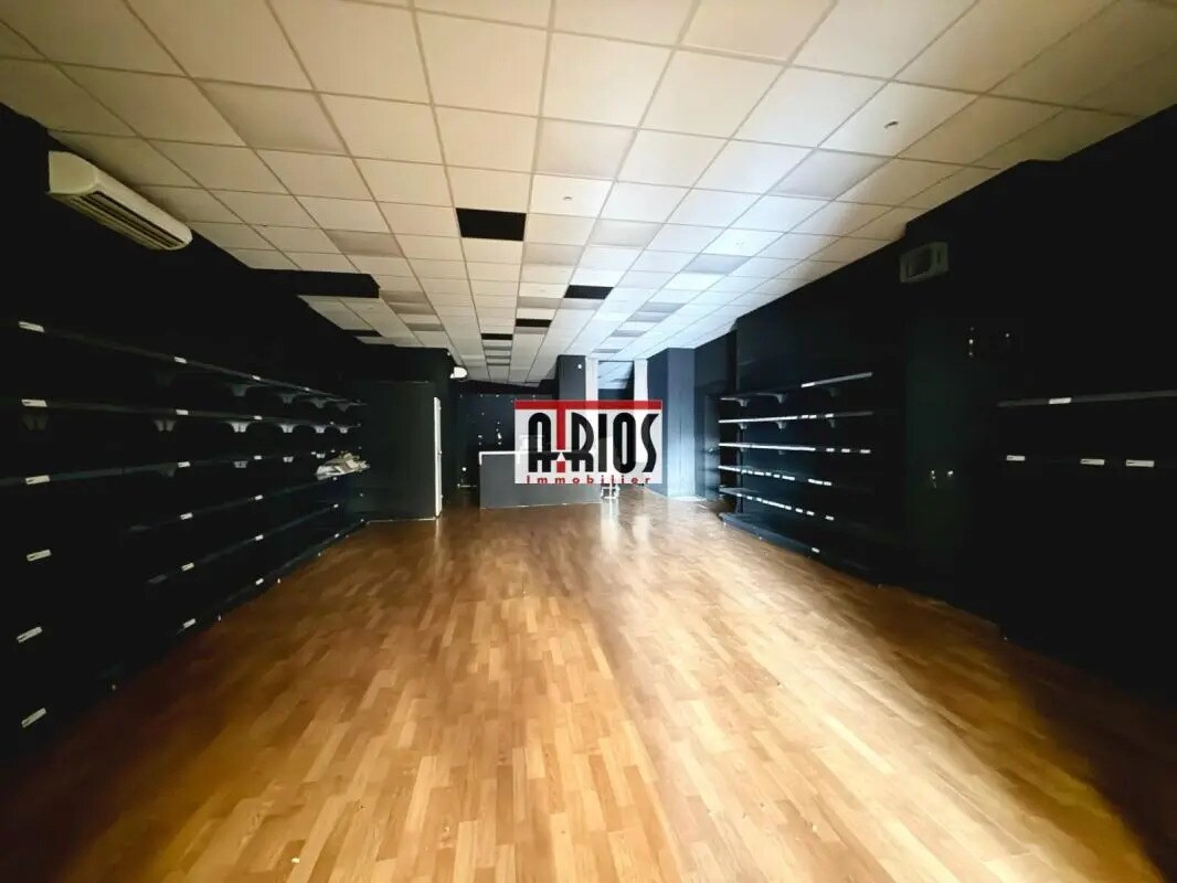 Local commercial dans Hyères à louer Photo intérieure– Image 1 sur 2