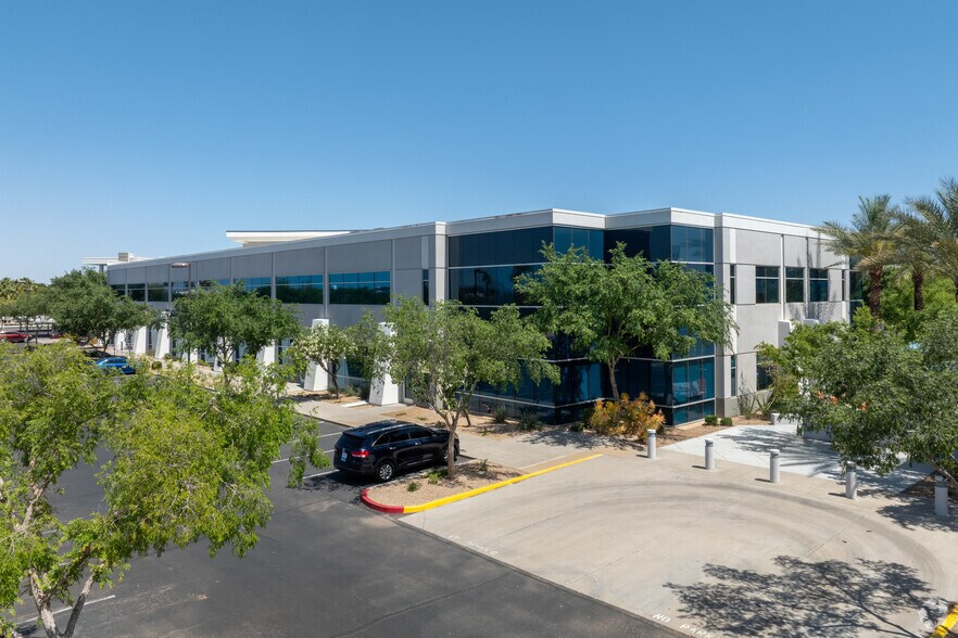 1840 S Stapley Dr, Mesa, AZ à louer - Photo de l’immeuble – Image 3 sur 4
