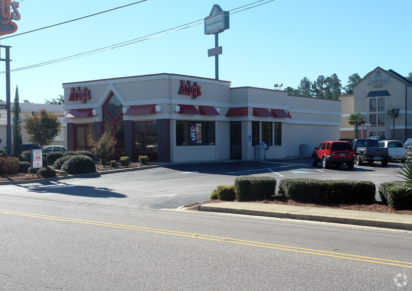 2034 W Lucas St, Florence, SC à louer - Photo de l’immeuble – Image 2 sur 4