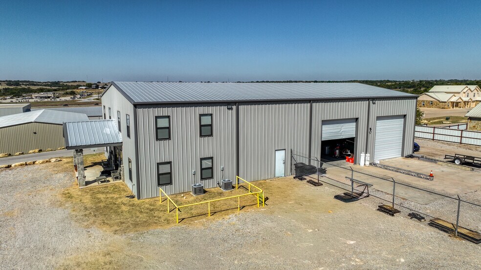 125 Winners Cir, Weatherford, TX à vendre - Photo principale – Image 1 sur 32