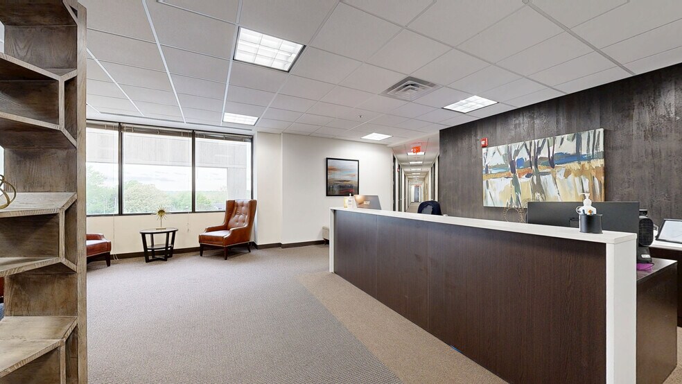 800 E 101st Ter, Kansas City, MO à louer - Numérisation 3D Matterport – Image 3 sur 29