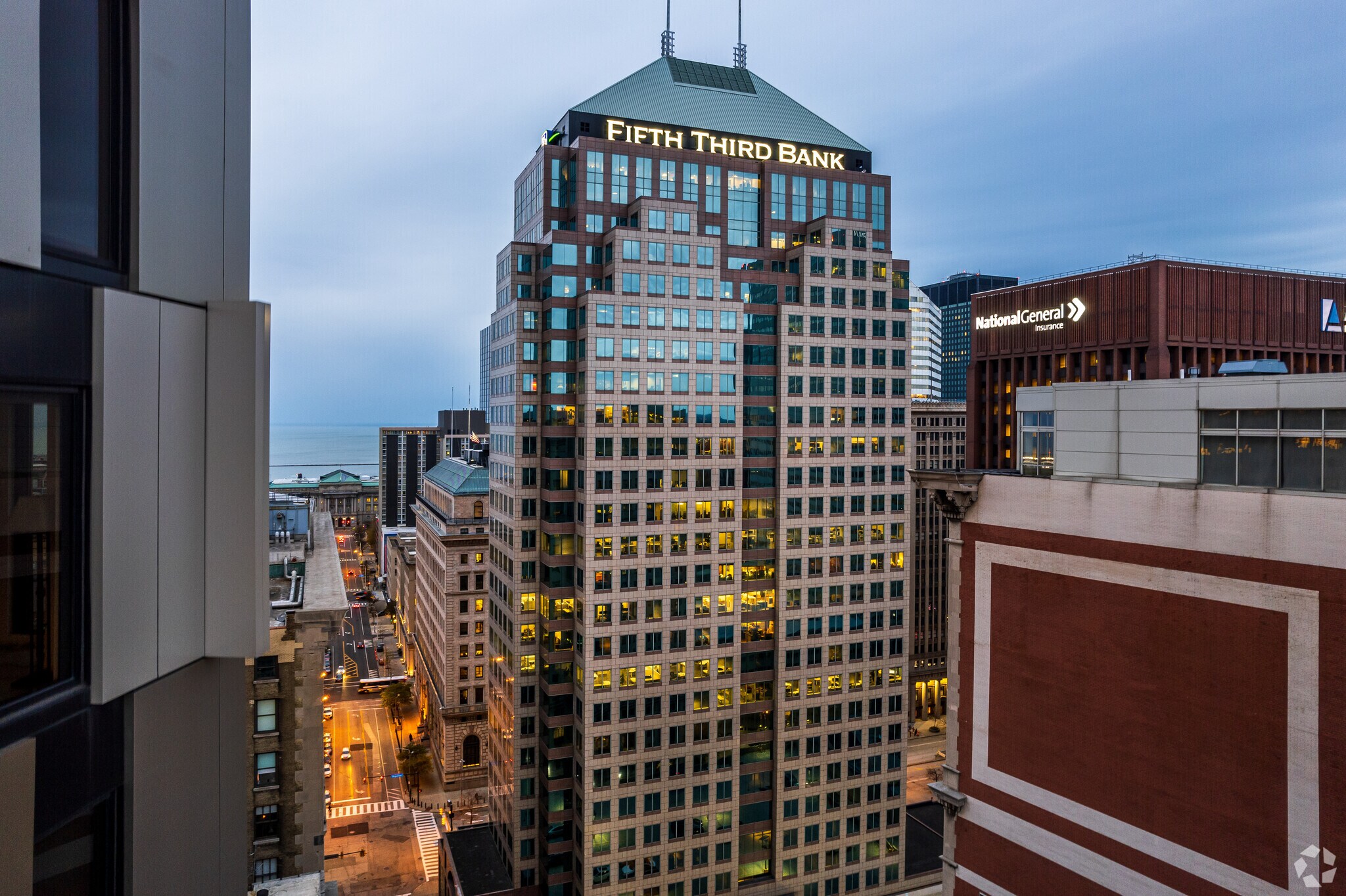 600 Superior Ave, Cleveland, OH à louer Photo de l’immeuble– Image 1 sur 16