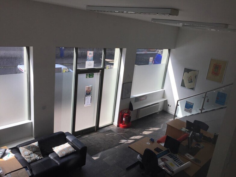 80 Princes St, Perth à louer - Photo de l’immeuble – Image 3 sur 4