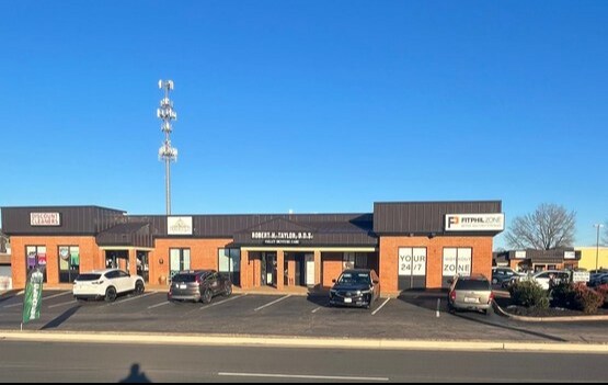 7468-7502 Lee Davis Rd, Mechanicsville, VA à louer Photo principale– Image 1 sur 6