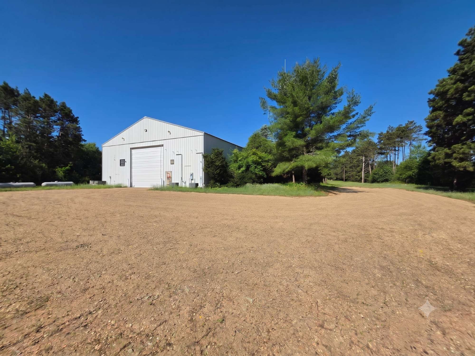 N12757 Rindahl Valley Rd, Osseo, WI à louer Photo de l’immeuble– Image 1 sur 65