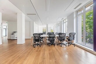 Espace de coworking dans Paris à louer Photo intérieure– Image 2 sur 7