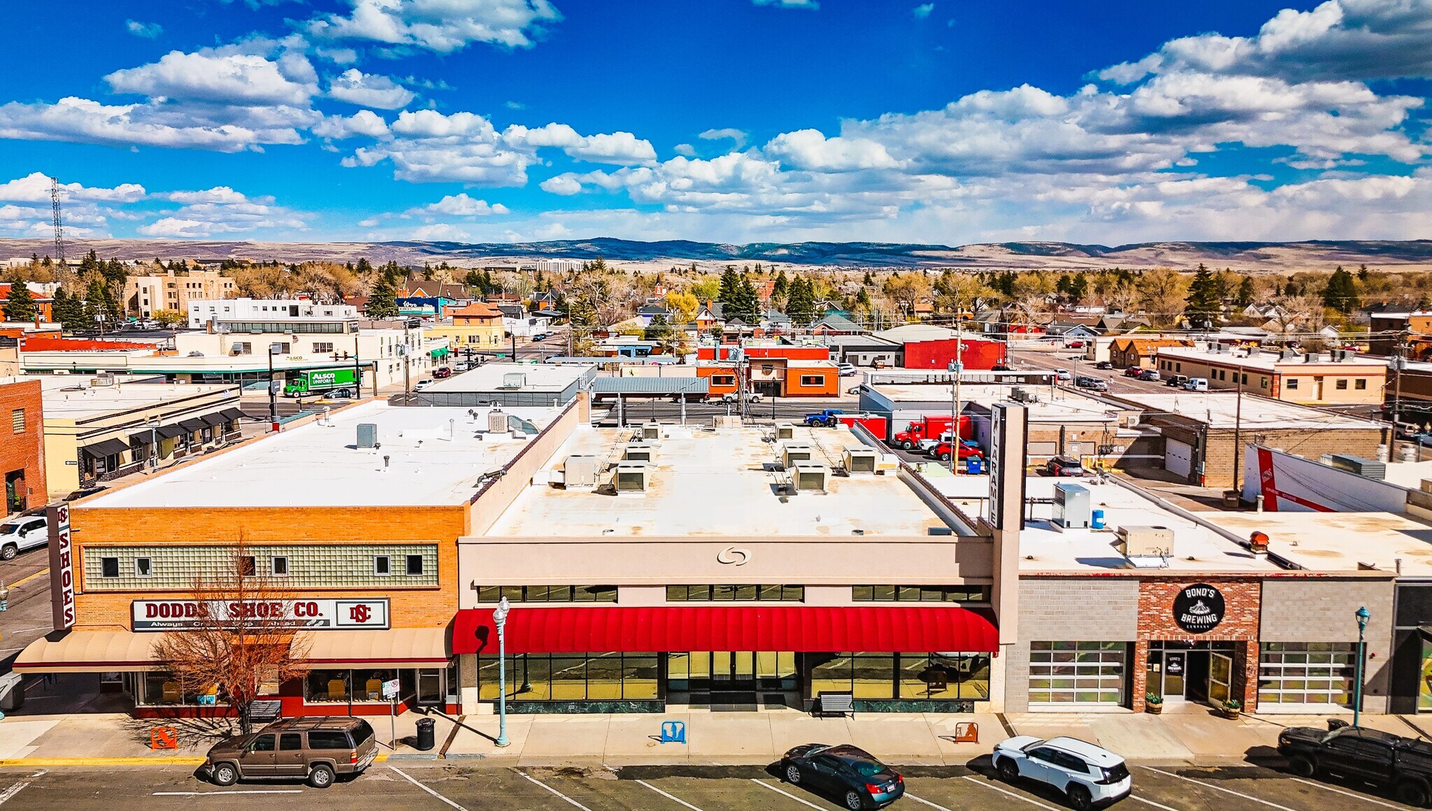 407 S 2nd St, Laramie, WY à vendre Photo principale– Image 1 sur 26