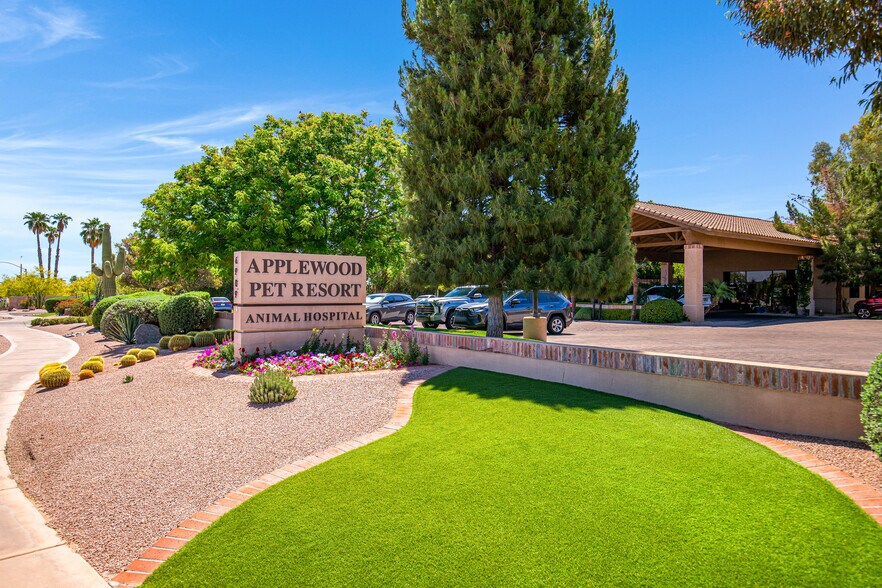 6909 E Lincoln Dr, Paradise Valley, AZ à vendre - Photo de l’immeuble – Image 1 sur 32