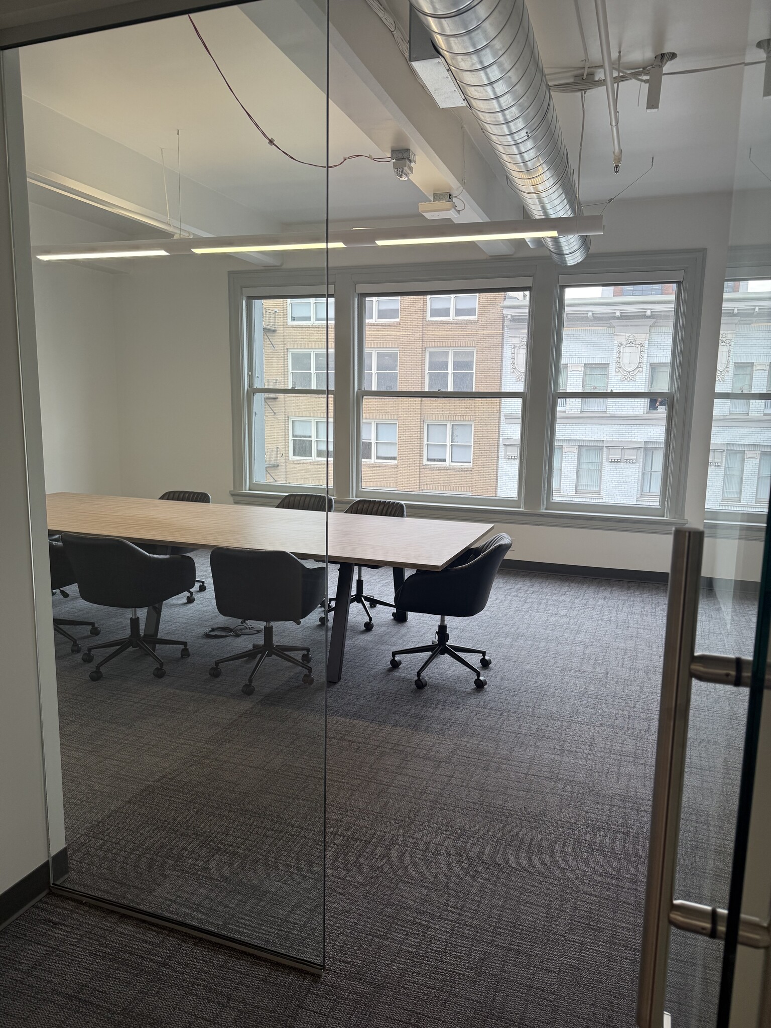 310 SW 4th Ave, Portland, OR à louer Photo intérieure– Image 1 sur 4