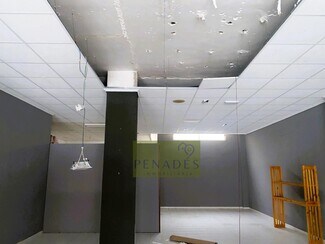 Plus de détails pour Local commercial à vendre