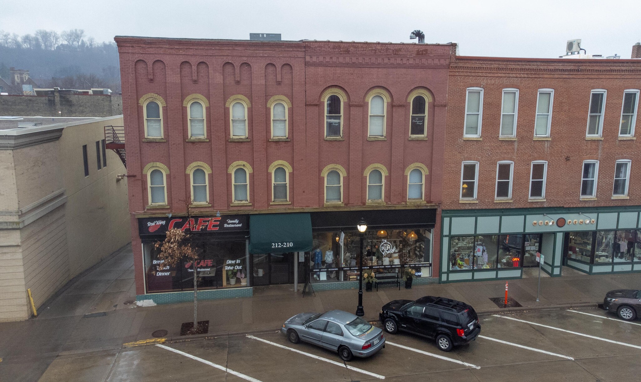 210-212 Bush St, Red Wing, MN à louer Photo de l’immeuble– Image 1 sur 12