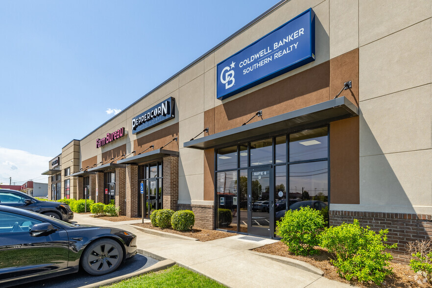2563 Nashville Hwy, Columbia, TN à louer - Photo de l’immeuble – Image 3 sur 8