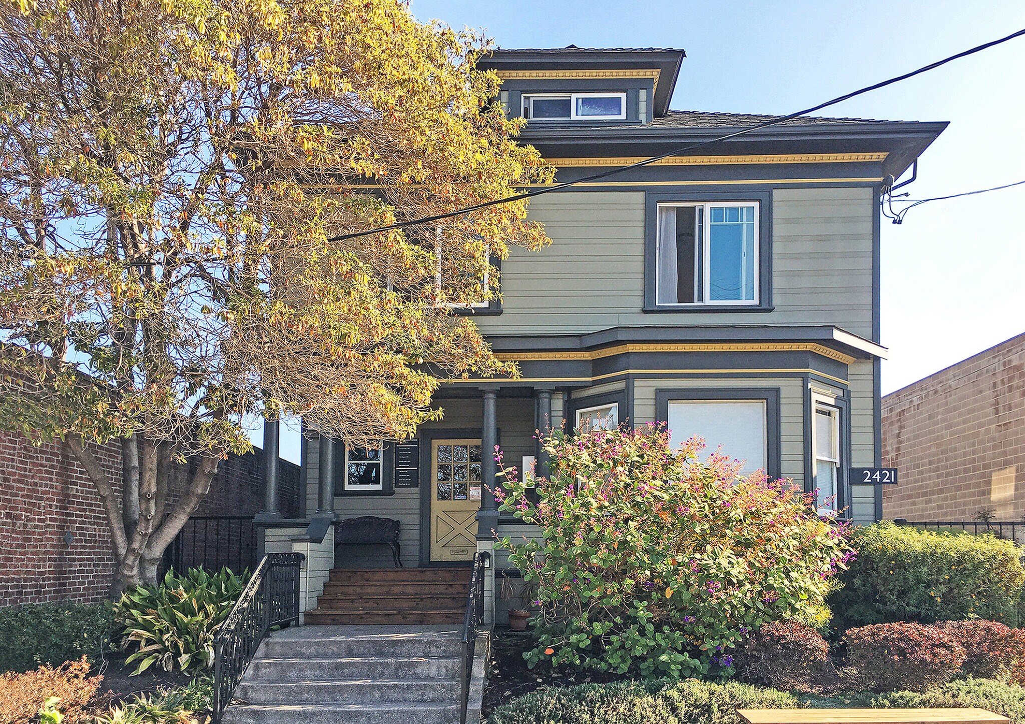 2421 4th St, Berkeley, CA à louer Photo principale– Image 1 sur 14