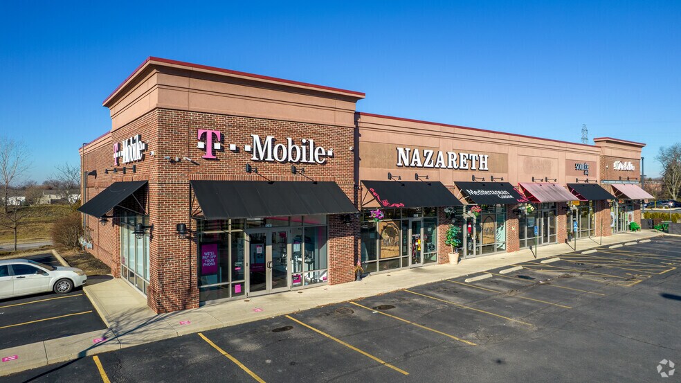 5235-5251 N Hamilton Rd, Columbus, OH à louer - Photo de l’immeuble – Image 2 sur 5