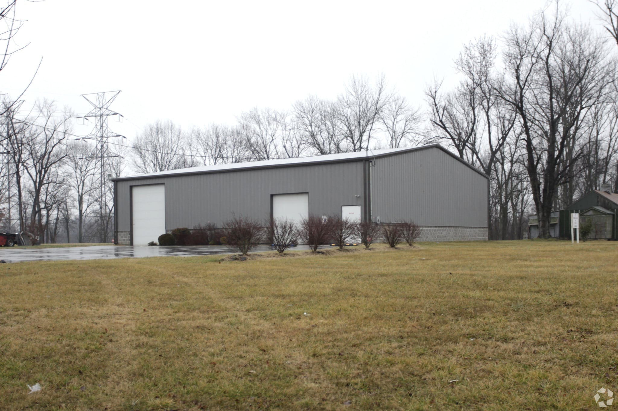 6201 Lower Hunters Ter, Louisville, KY à vendre Photo principale– Image 1 sur 3